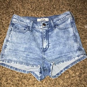 White washed Hollister shorts